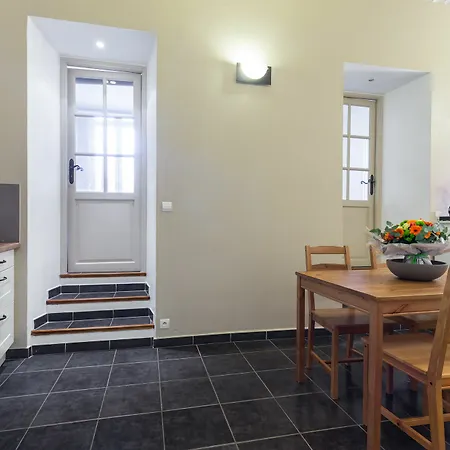 Florella Marechal Joffre Apartment *