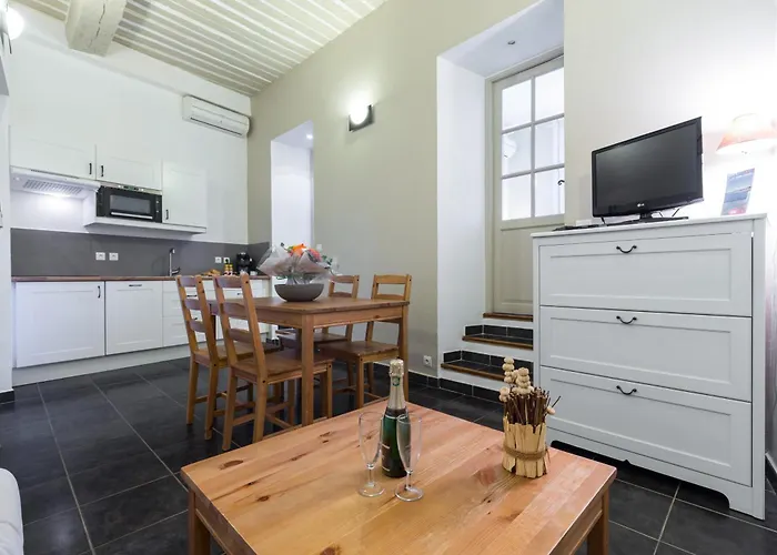 Florella Marechal Joffre *