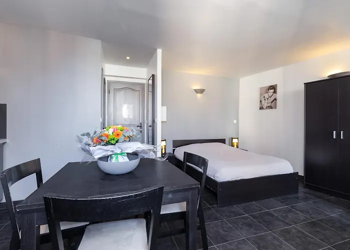 Florella Marechal Joffre Канны