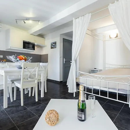 Florella Maréchal Joffre Appartement