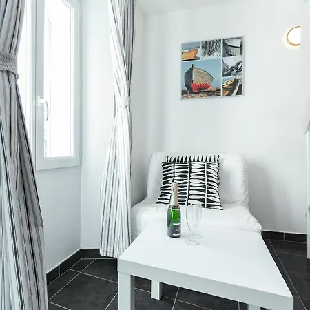 Florella Maréchal Joffre Appartement *